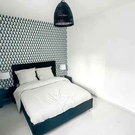 Spacieux T3 Lumineux Avec Parking - Proche Metro 13 Universite Saint-denis アパート *